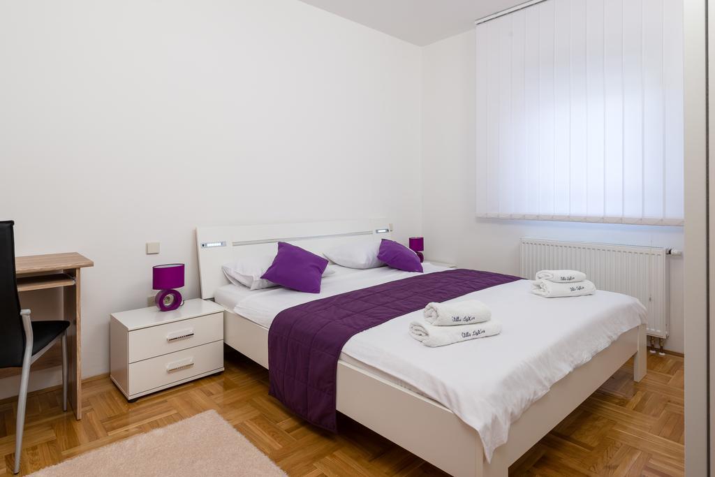 Apartments Villa Luxor Трогир Екстериор снимка