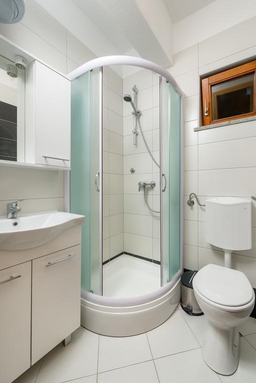Apartments Villa Luxor Трогир Екстериор снимка