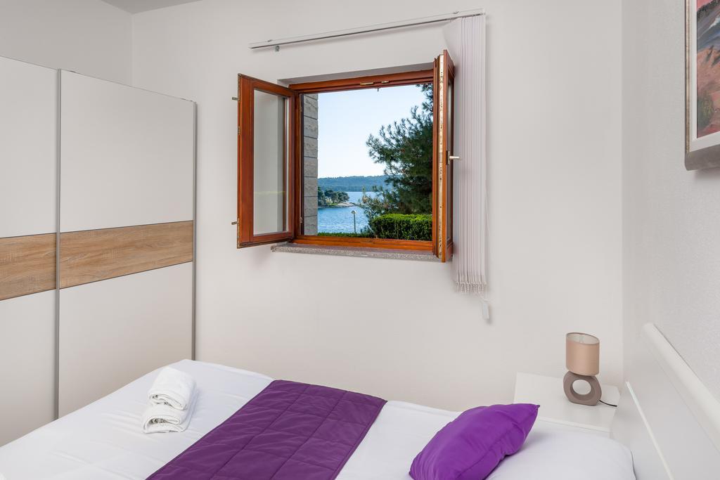 Apartments Villa Luxor Трогир Екстериор снимка