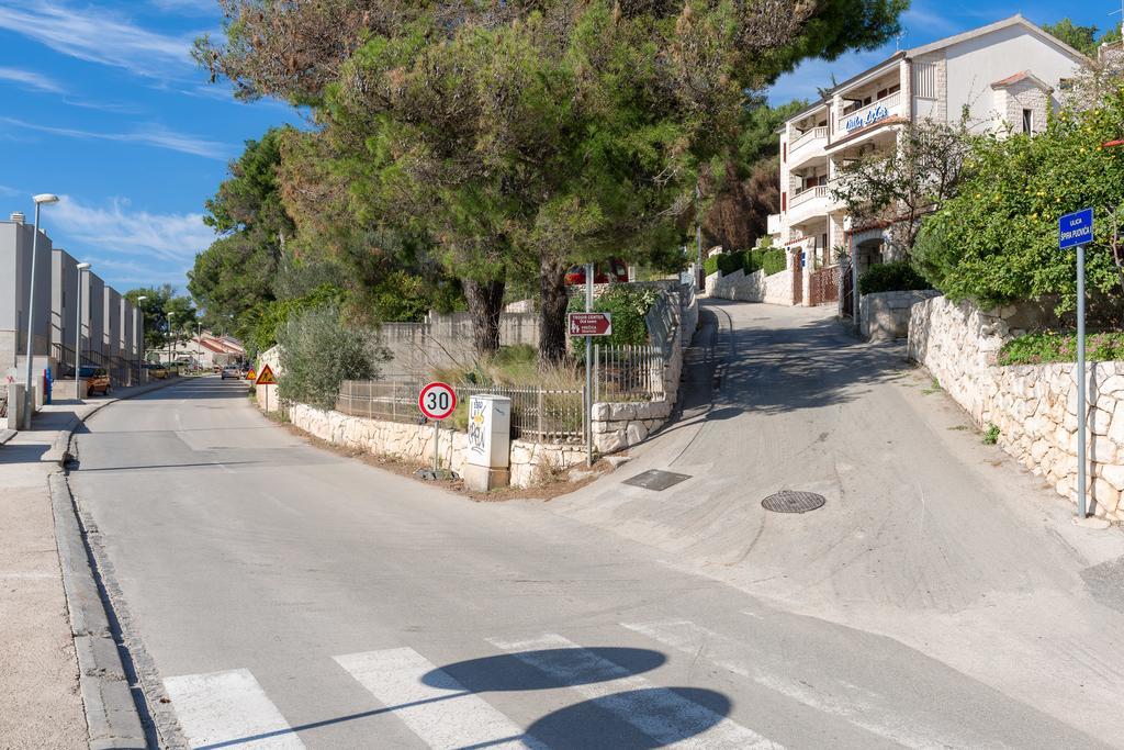 Apartments Villa Luxor Трогир Екстериор снимка