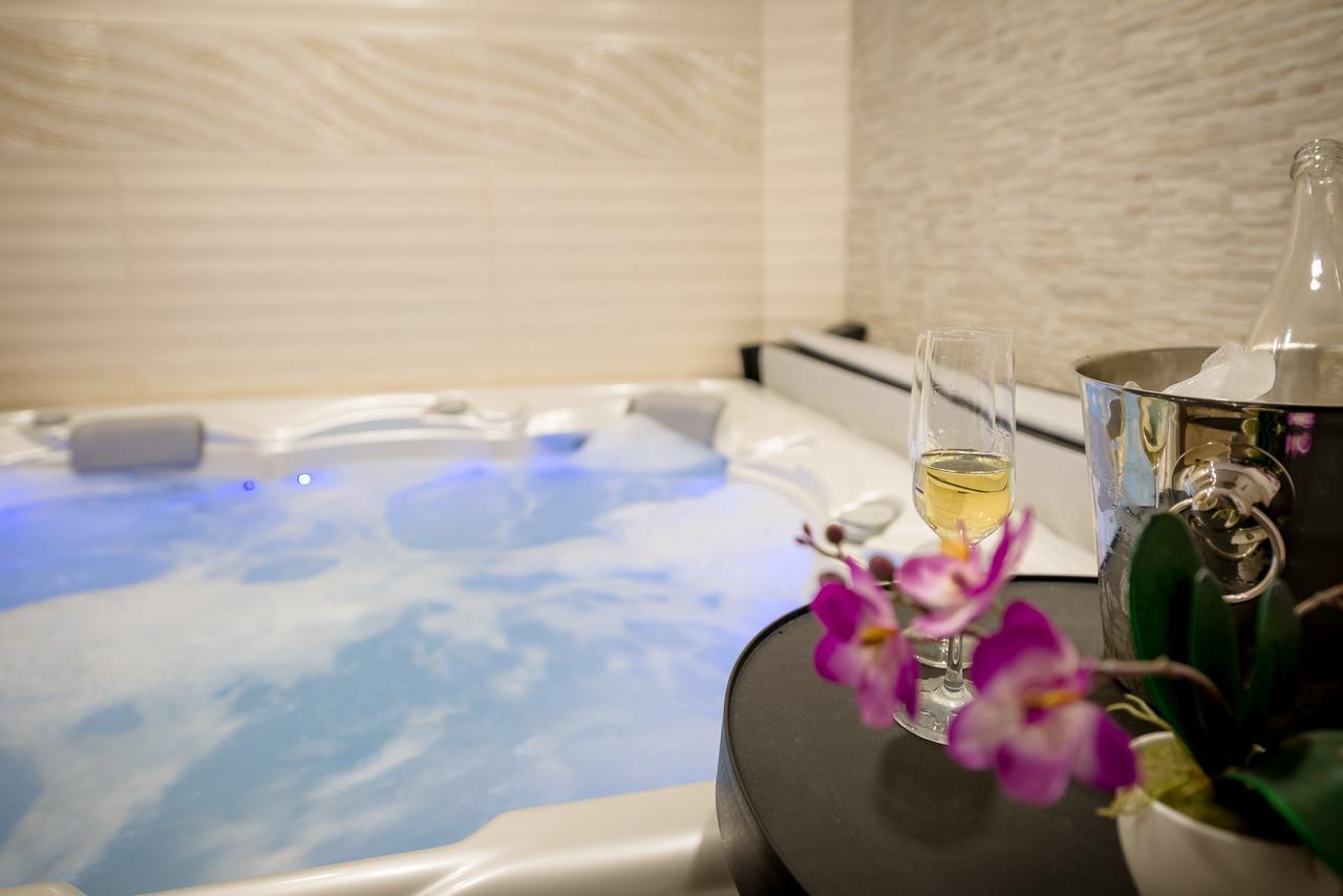 Apartments Villa Luxor Трогир Екстериор снимка
